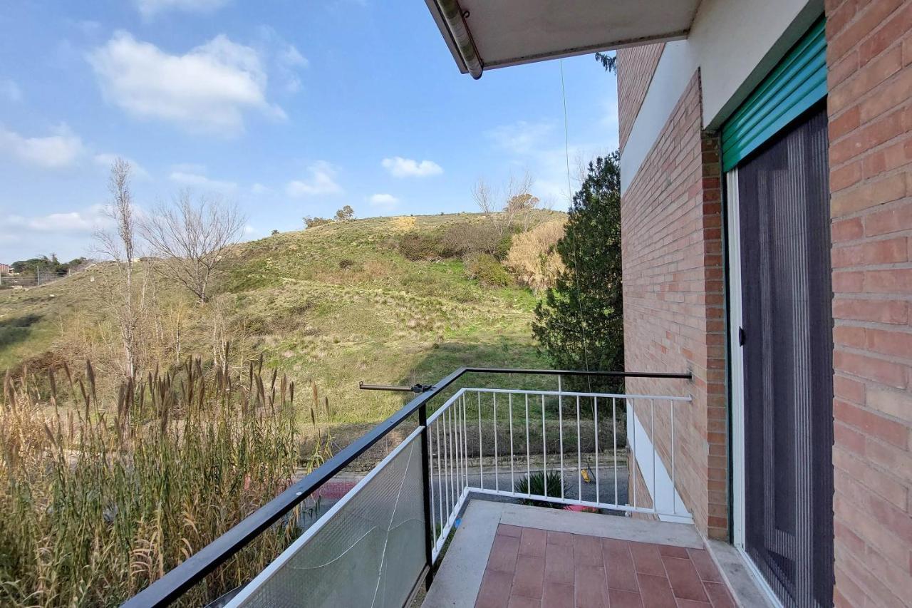Отель La Casa Di Flavia Рим Экстерьер фото